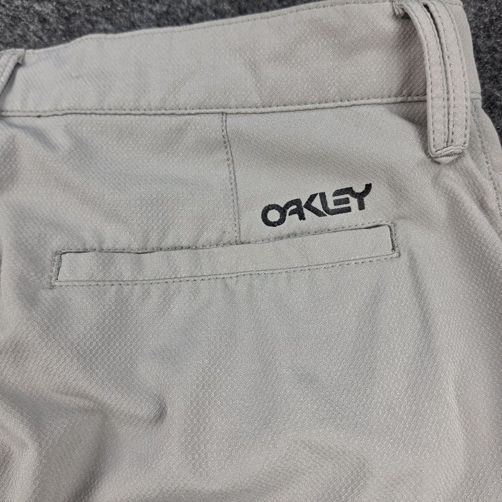 Oakley Mens Golf Shorts 34 Gray Performance Stretch Athletic 9" Inseam - Picture 7 of 9
